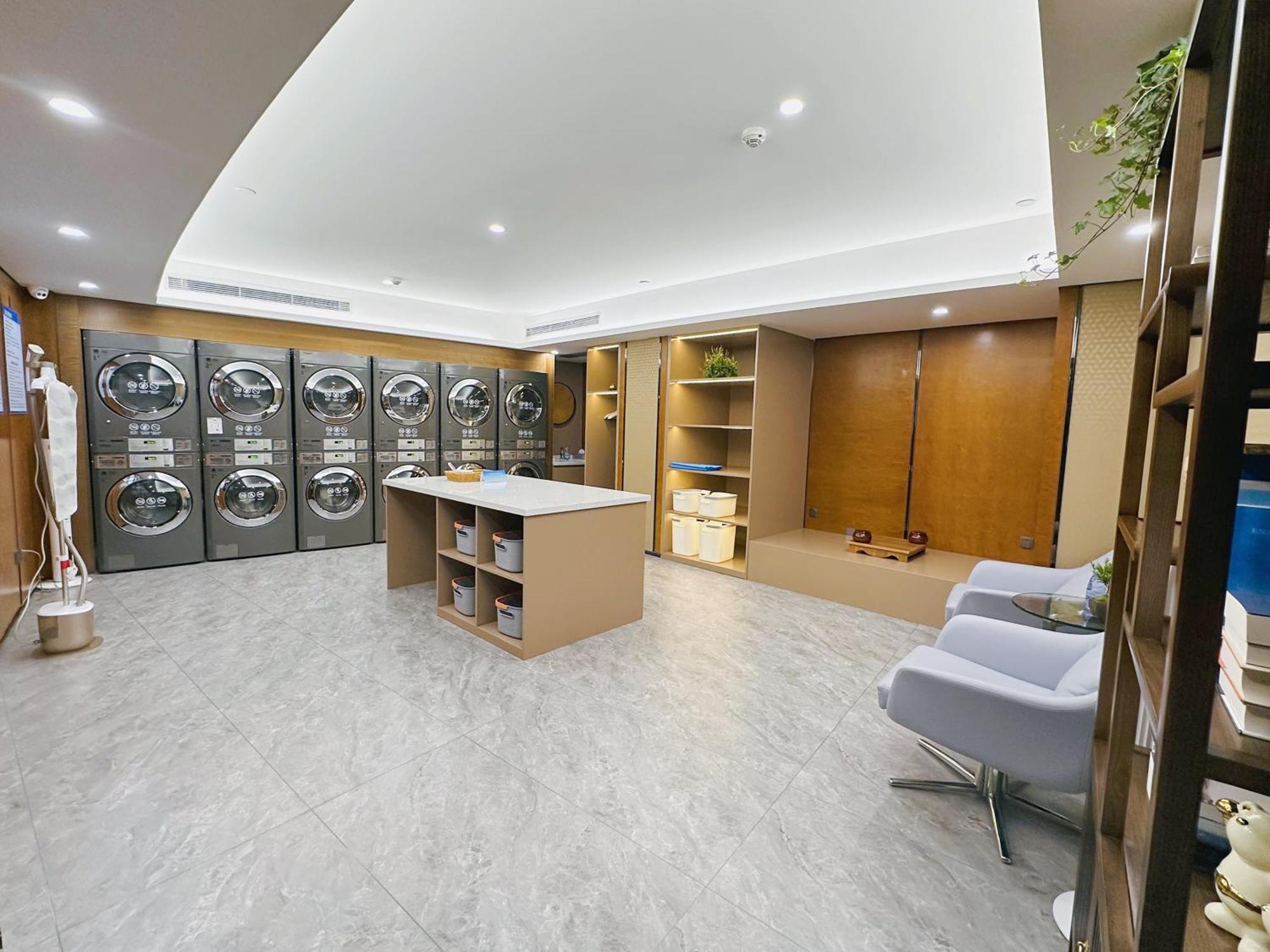 Ocean Hotel Guangzhou - Free Shuttle Bus To Canton Fair, Tao Jin Railway Station Exterior photo