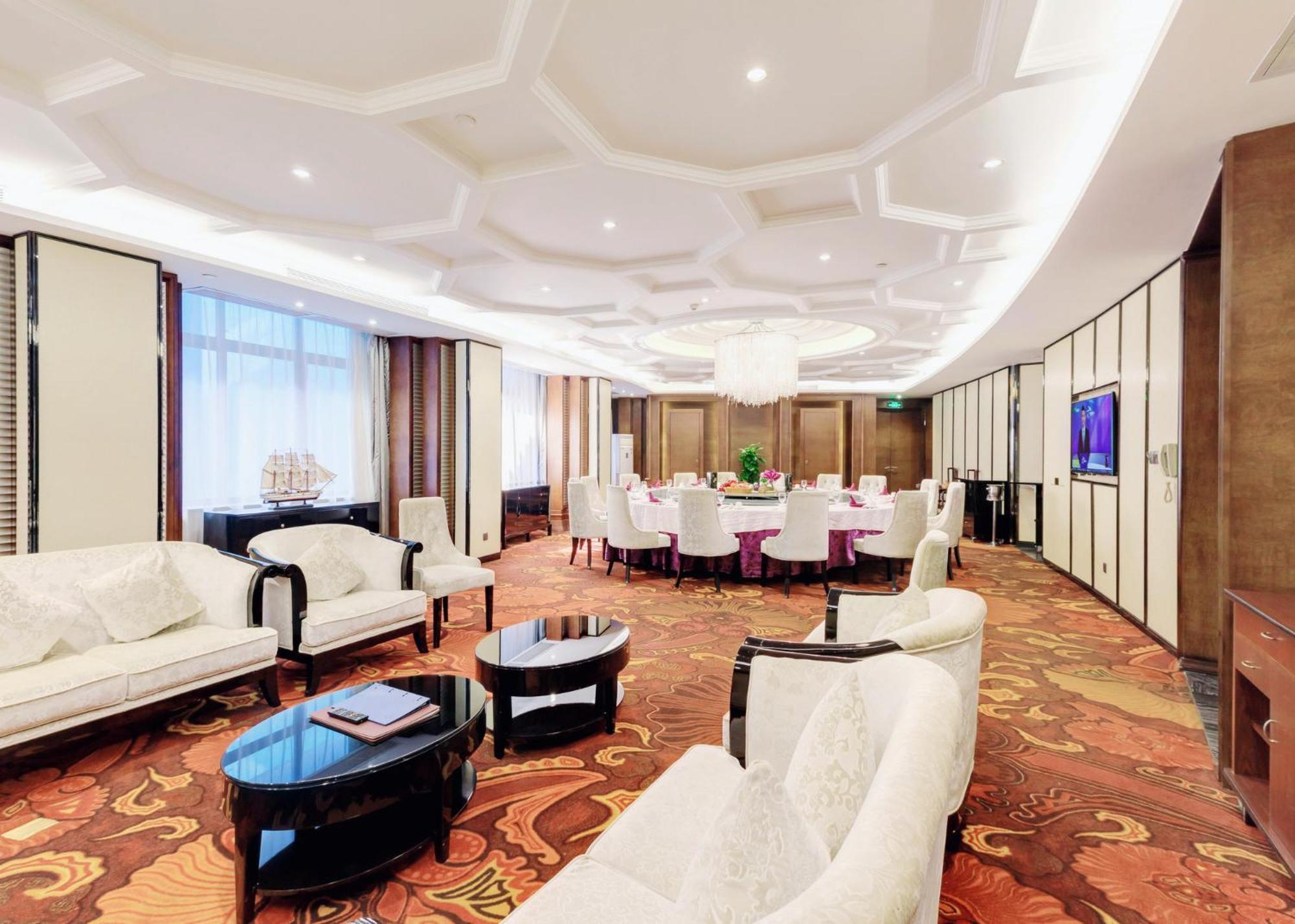 Ocean Hotel Guangzhou - Free Shuttle Bus To Canton Fair, Tao Jin Railway Station Exterior photo
